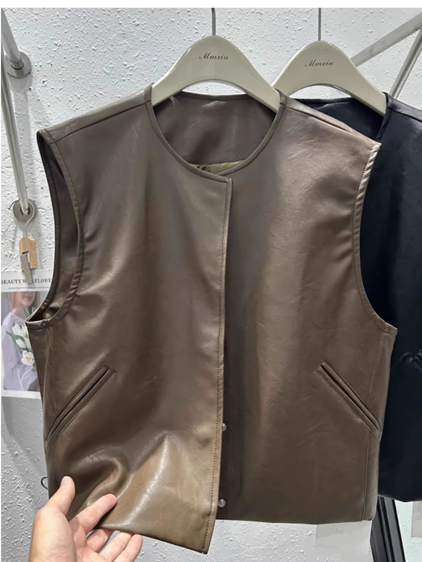 レディースベスト クラシカルレザーベスト