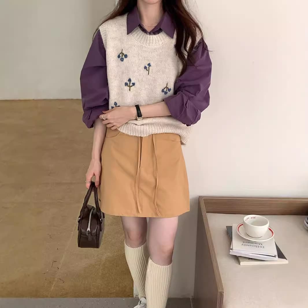 小花刺繍入りレディースベストニット